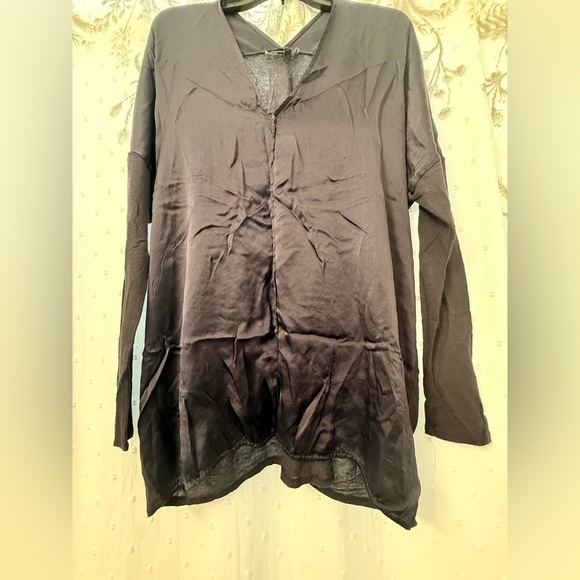 Vince Black Long Sleeve Top - Picture 3 of 7